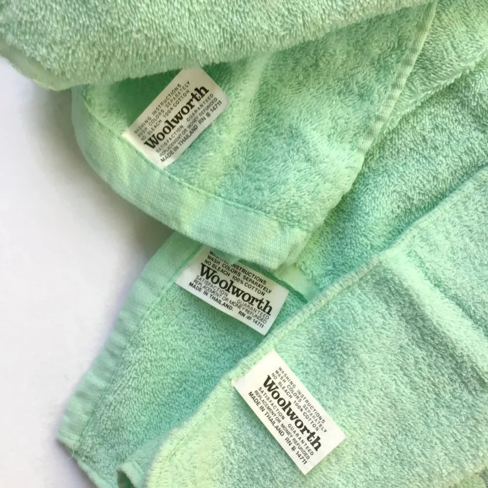 Vintage Seashell Towel Set Woolworth 3 Pc. Washcloth Hand & Bath Towel Green